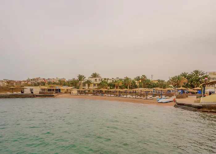 Empire Beach Aqua Park - Couples And Families